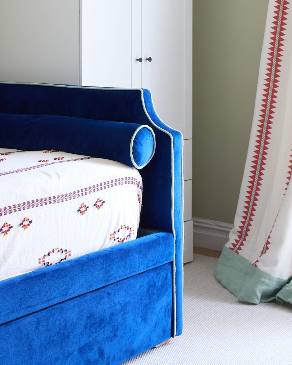 Clementine Sofa Bed - Image 3