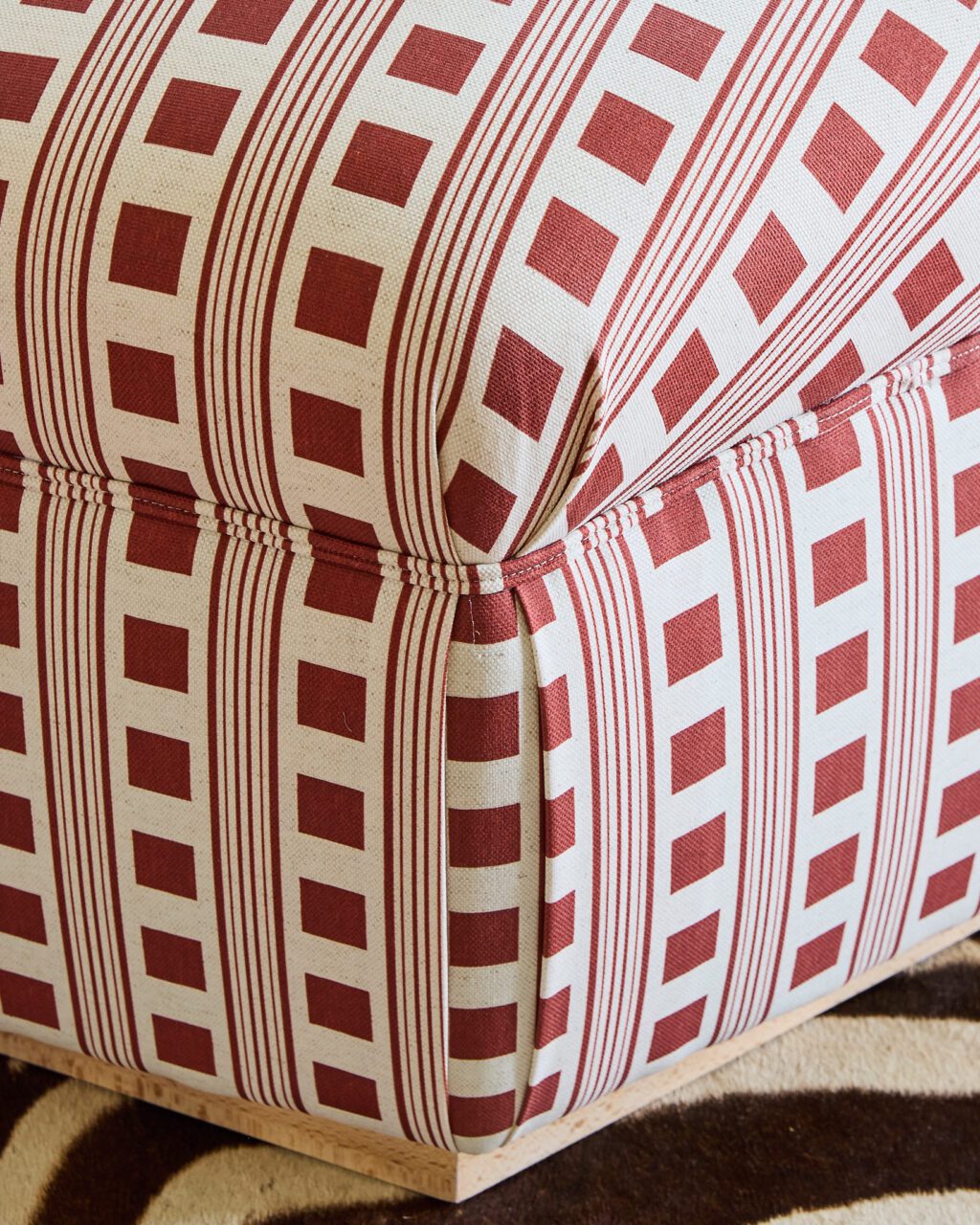 Big Hexagonal Pouf - Image 2